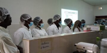Guinée : Fin de formation de 15 formateurs en technique de préparation pharmaceutique