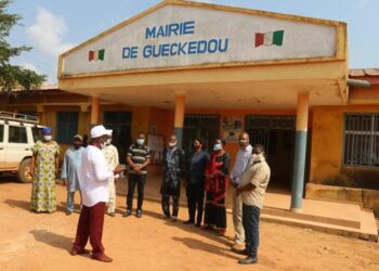 Guinée : Une fille coupe la langue de « son amant » et crie au viol !