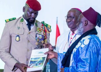 Guinée : Remise officielle du rapport final des Assises Nationales qui contient 45 recommandations