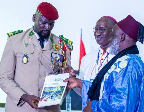 Guinée : Remise officielle du rapport final des Assises Nationales qui contient 45 recommandations
