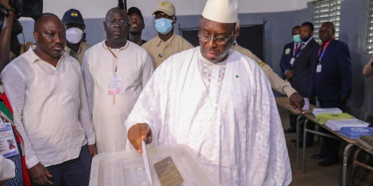 Élections législatives au Sénégal : Un tournant historique ?