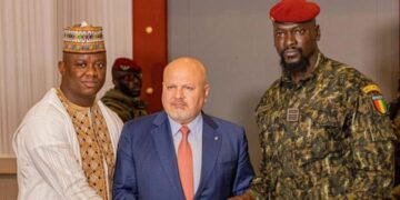Guinée : Découvrez les dessous du tête-à-tête entre Mamadi Doumbouya et Karim Khan