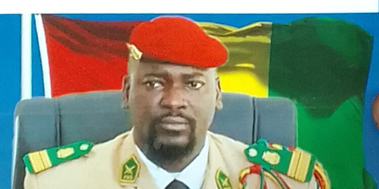 Publication du livre intitulé : Colonel Mamadi Doumbouya le soldat de la liberté.