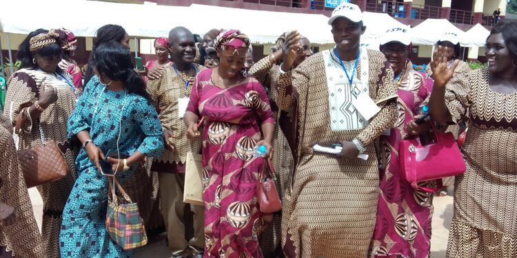 Guinée : La journée des enseignants célébrée sous le signe  »la transformation de l&rsquo;éducation commence par les Enseignants »
