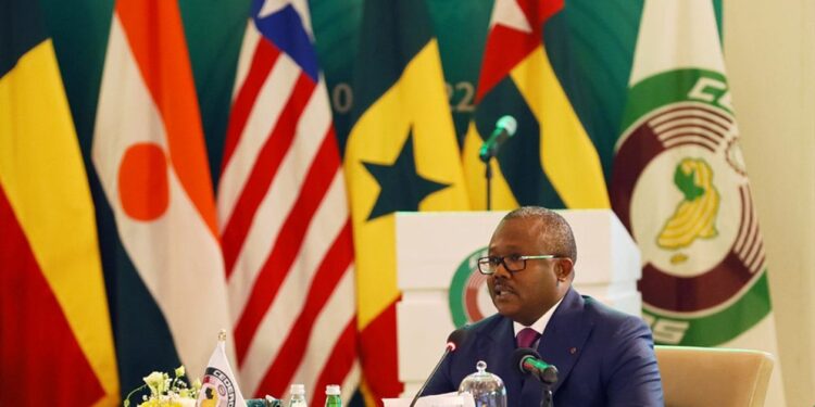 CEDEAO-Guinée : Comment Embaló met la pression sur Doumbouya