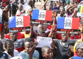 Mali Bamako : Paris suspend son aide au développement et acte un peu plus le divorce