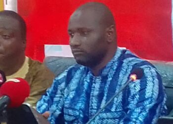 Guinée : Le Pool des avocats du PDG du groupe Djoma Média fait le point sur l&rsquo;incarcération de leur client