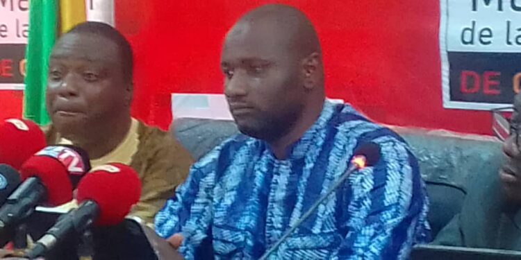 Guinée : Le Pool des avocats du PDG du groupe Djoma Média fait le point sur l&rsquo;incarcération de leur client