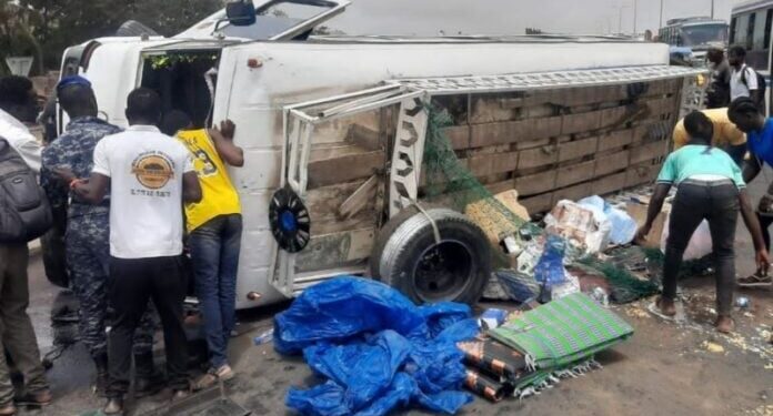 Afrique : Moins 21 morts dans un accident, la route a encore tué au Sénégal