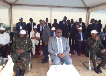 Matoto nord France : Dr Bernard Goumou premier ministre procède la remise officielle des clés