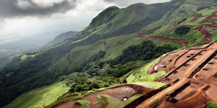 Guinée : Le redémarrage des travaux du gisement de fer de Simandou enfin acté