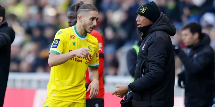 Ramadan : L’ex-attaquant sénégalais Demba Ba dénonce une injustice de Kombouaré