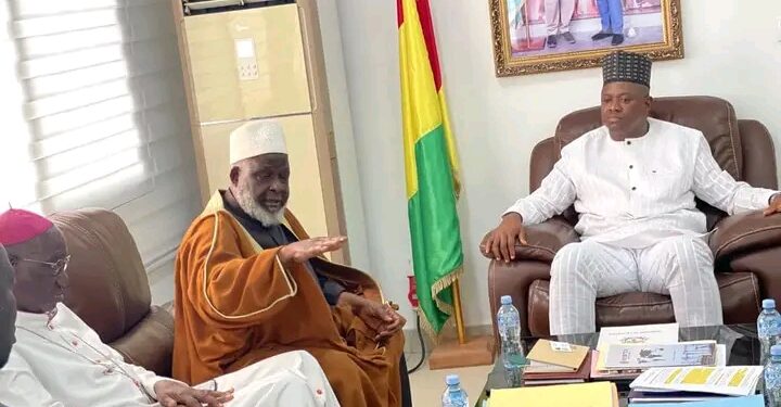 Dialogue social : Les chefs religieux et la Justice s’accordent sur la libération prochaine de FONIKÉ MENGUÈ et cie.