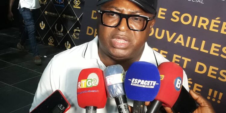 Fête Internationale de la Presse : La fondation Makongo Family Charity pour l&rsquo;humanitaire promet d&rsquo;envoyer 4 journalistes au Ghana pour une formation en Anglais