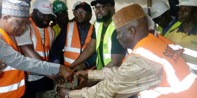 Conakry : Pose de la première pierre pour la construction des écoles modernes de types Barry Diawadou