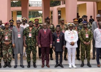 Intervention militaire au Niger : Les chefs d’état-major de la CEDEAO décident enfin d&rsquo;internevir dans…