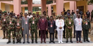 Intervention militaire au Niger : Les chefs d’état-major de la CEDEAO décident enfin d&rsquo;internevir dans…
