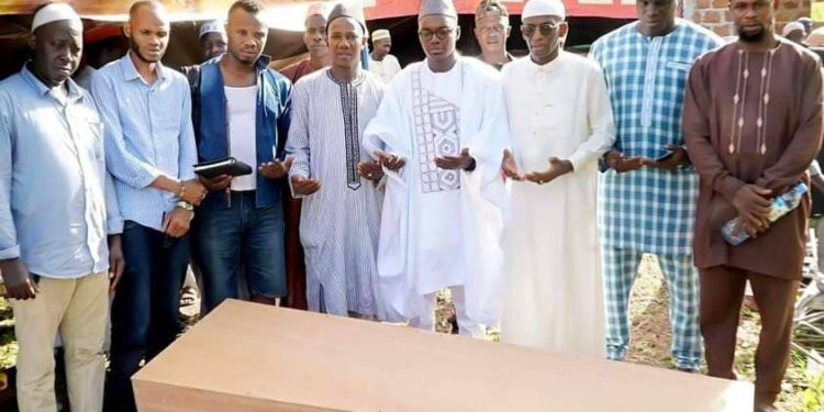 Guinée : La Coordination Nationale du FNDC exprime ses vives remerciements aux…