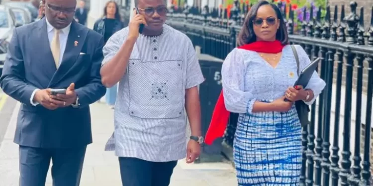 Londres : le Président du CNT défend la Transition guinéenne devant le Gotha britannique