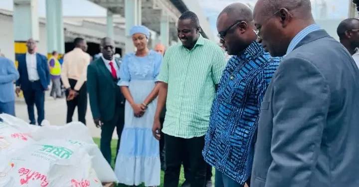 Guinée : Remise d&rsquo;un bateau de 28.000 tonnes d&rsquo;engrais urée à la Chambre Nationale d&rsquo;Agriculture