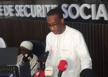 Reconnaissance : Le DG de la CNSS, Bakary Sylla et ses collaborateurs célèbrent les anciens directeurs généraux