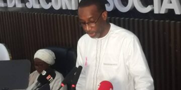 Reconnaissance : Le DG de la CNSS, Bakary Sylla et ses collaborateurs célèbrent les anciens directeurs généraux