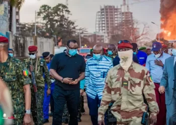 Guinée : Le Premier Ministre à Kaloum auprès des victimes de l’incendie