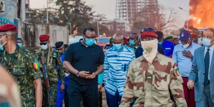 Guinée : Le Premier Ministre à Kaloum auprès des victimes de l’incendie