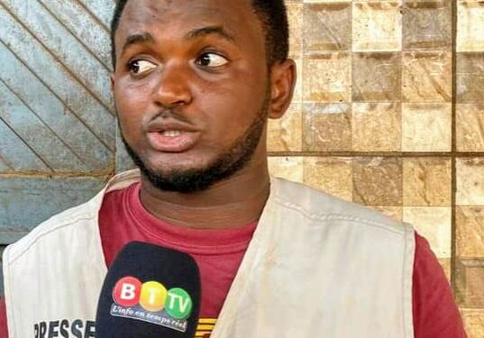 Journalistes guinéens, levez-vous avant l’enterrement final de la liberté de la presse ! (Par Aliou Maci Diallo)