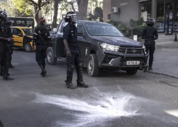 Sénégal : Des députés de l&rsquo;opposition évacués manu militari de l&rsquo;Assemblée nationale