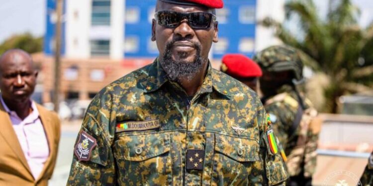 Cité ministérielle de Donka : le Chef de l’État visite les nouveaux bâtiments