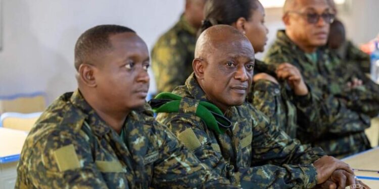 Guinée : Le nouveau gouvernement en immersion au QG du groupement des forces spéciales