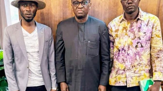 Dossier CIS Médias : Le Président Antonio ouvert au dialogue avec les grévistes (SPPG)