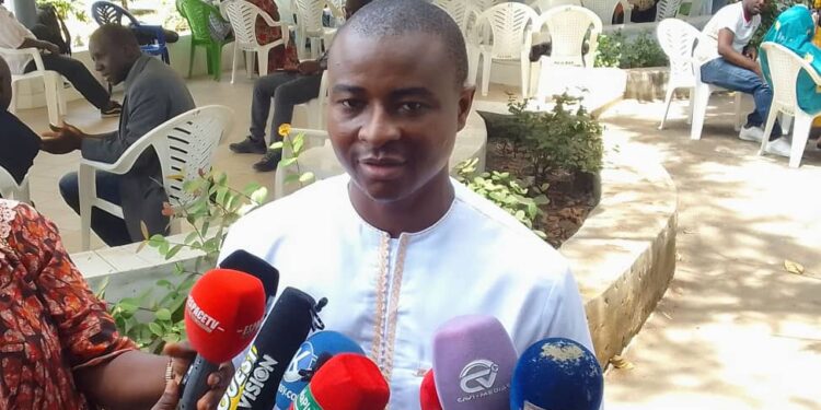 40ans d&rsquo;anniversaire de la mort du Sékou Touré : Les jeunes du (JRDA) devant la presse pour parler les objectifs ainsi que la ligne éditoriale du PDG-RDA