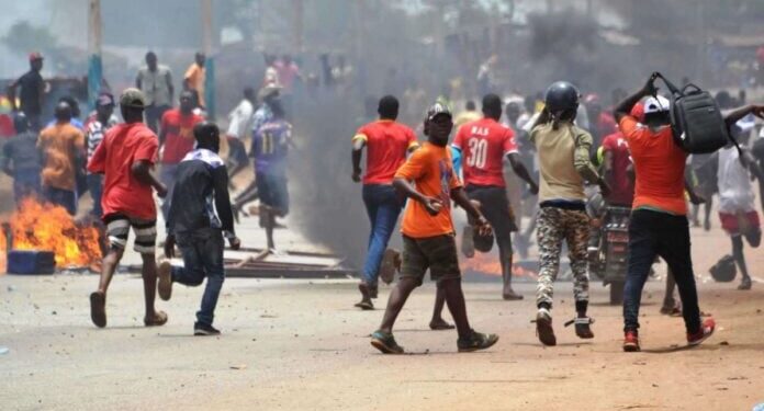 Guinée : Deux enfants tués par balles lors de manifestations contre les coupures d’électricité