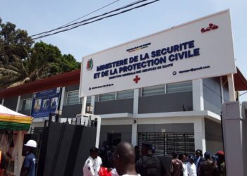 Guinée : Le ministre Bachir inaugure le service de santé de la police et de la protection civile