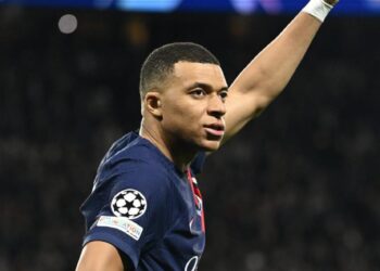 Football : Kylian Mbappé officialise son départ du PSG. Les raisons