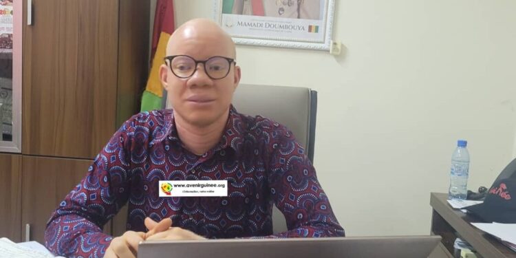 Consommation abusive du tabac dans le milieu scolaire en Guinée : On en parle avec Joseph Pélicot Camara, DGA du SNEC