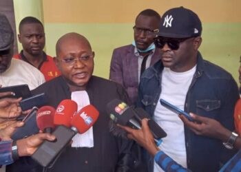 Le collectif des avocats de Fonikè Mengué et Billo Bah, dénonce leur arrestation et exige leur remise en liberté