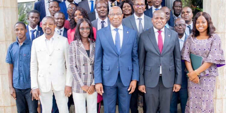 Le Premier Ministre a reçu les lauréats du concours d‘accès aux écoles de statistiques aux africaines