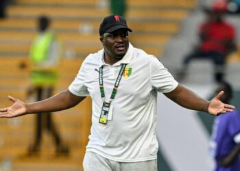 Guinée/FEGUIFOOT : Le sélectionneur de l’équipe nationale, Kaba Diawara limogé (Communiqué)