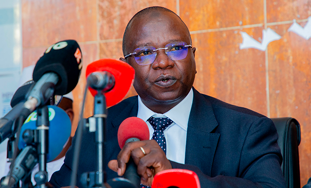 Guinée/Mines : Le ministre Bouna Sylla ferme plusieurs sociétés