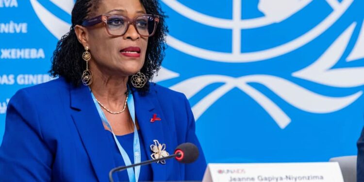 Société : Le rapport de l&rsquo;ONUSIDA souligne que le respect des droits humains est essentiel pour mettre fin à la pandémie de sida