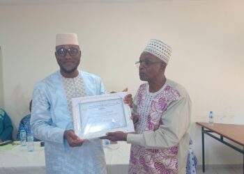 Éducation : Des enseignants retraités récompensés 