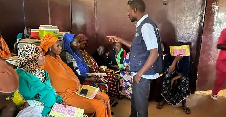 Guinée : L’ONG Santé Espoir Vie accompagne les femmes enceintes dans leur préparation à…