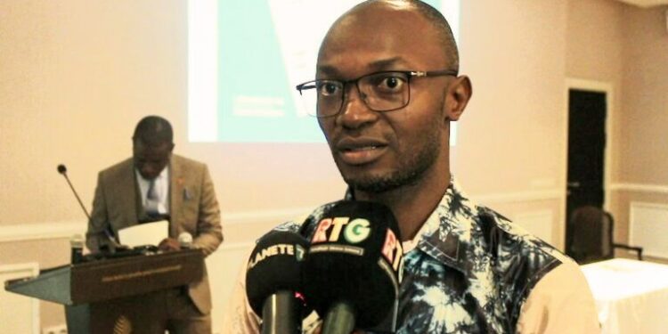 Guinée : Dédicace du livre « L’assurance vie, quand la vie devient un investissement »