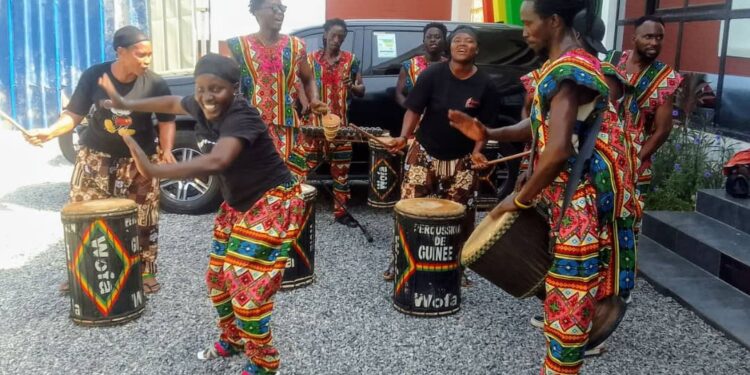 Guinée : 1100 cartes médicales mises à la disposition des artistes pour leur prise en charge gratuite