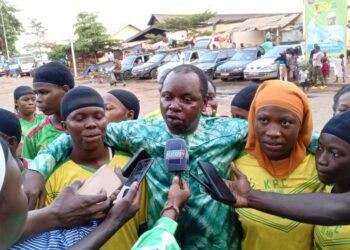 Sport/football: deux équipes féministes s&rsquo;affrontaient pour célébrer l’anniversaire de KPC