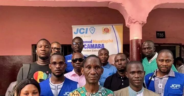 Guinée : Campagne de sensibilisation sur le don de sang volontaire et…