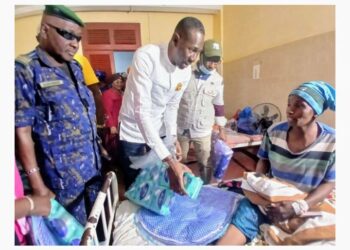 Guinée : Des kits d’hygiènes pour l’Hôpital National Ignace Deen et à celle de l’hôpital Régional de Conakry